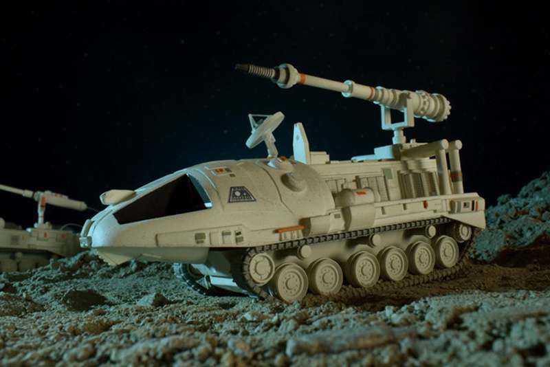 Space 1999 Infernal Machine Diecast Set - immagine 3