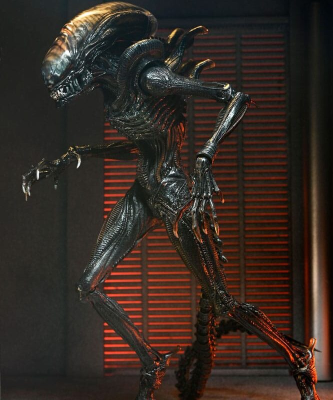 Alien: Romulus Ultimate Action Figure Scorched Xenomorph 18 cm
